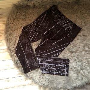 Onzie capri leggings, NWT, sz s/m